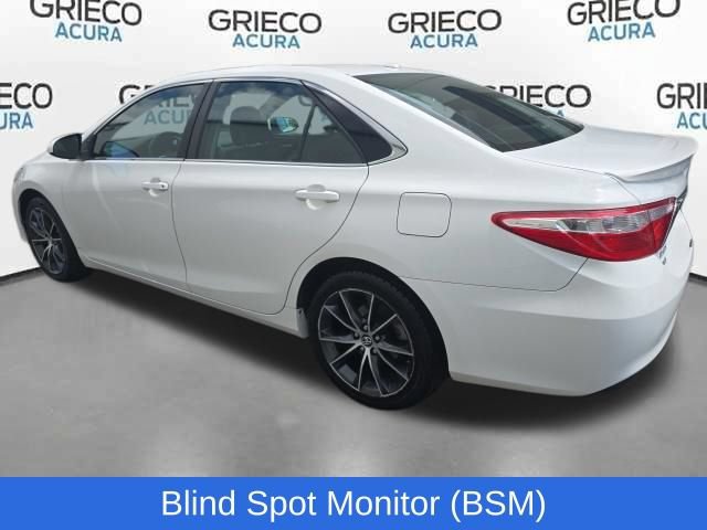 Used 2017 Toyota Camry XSE w/ Moonroof Package FWD image 5