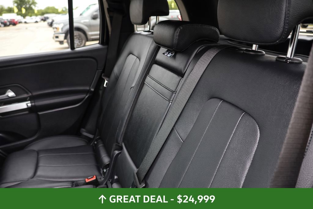 Used 2021 Mercedes-Benz GLB 250 image 36