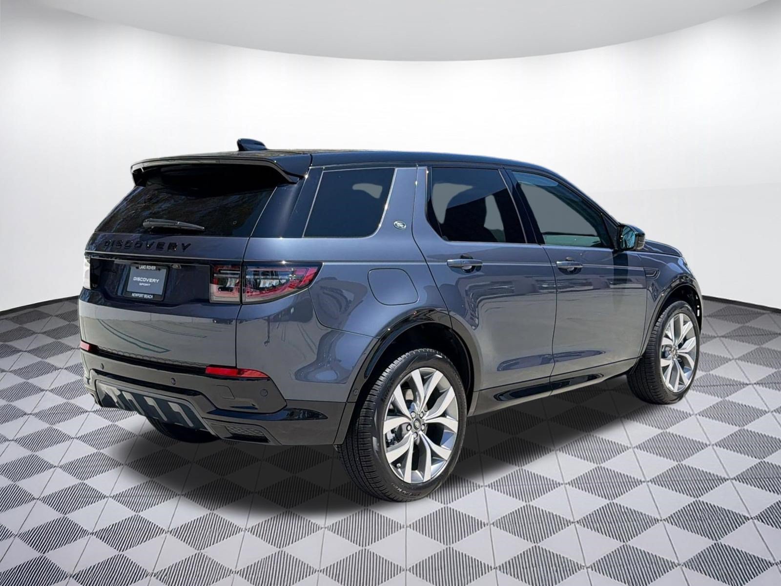 New 2026 Land Rover Discovery Sport Landmark AWD/4WD image 9