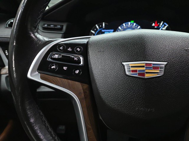 Used 2019 Cadillac Escalade Luxury AWD/4WD image 23