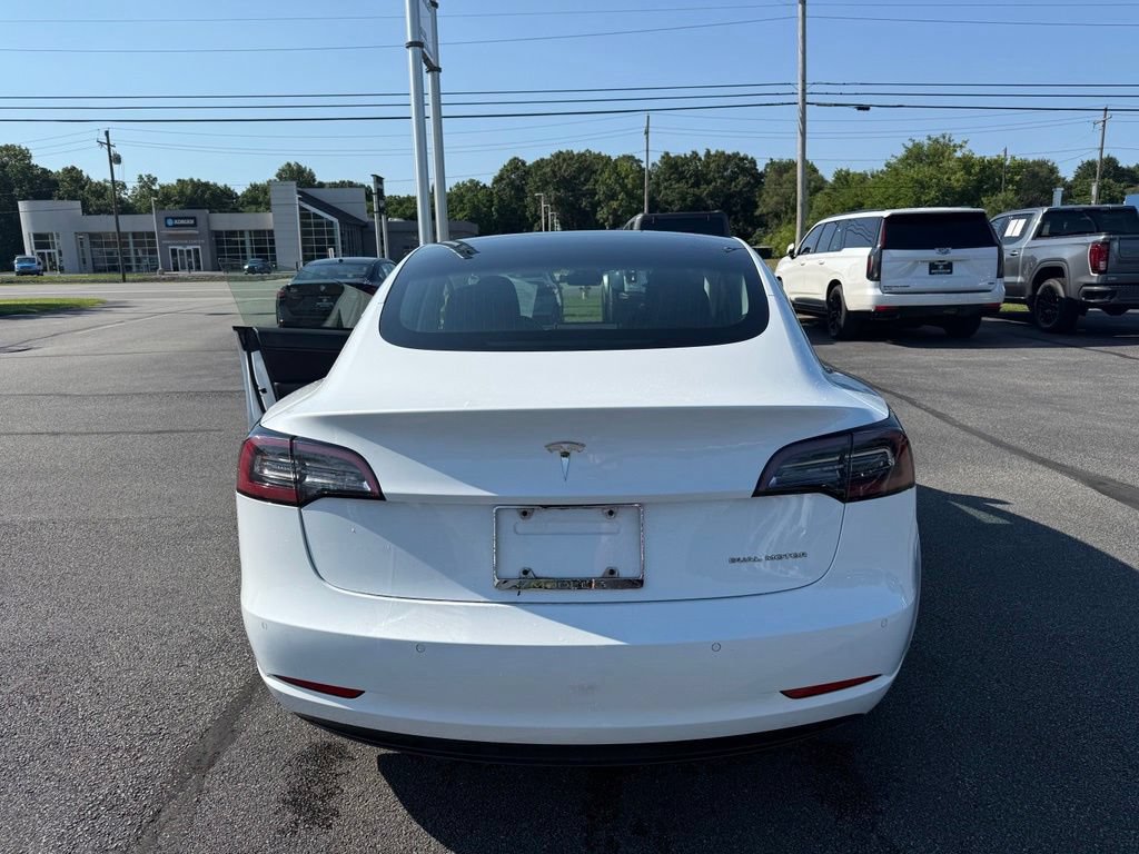 Used 2018 Tesla Model 3 Long Range AWD/4WD image 18