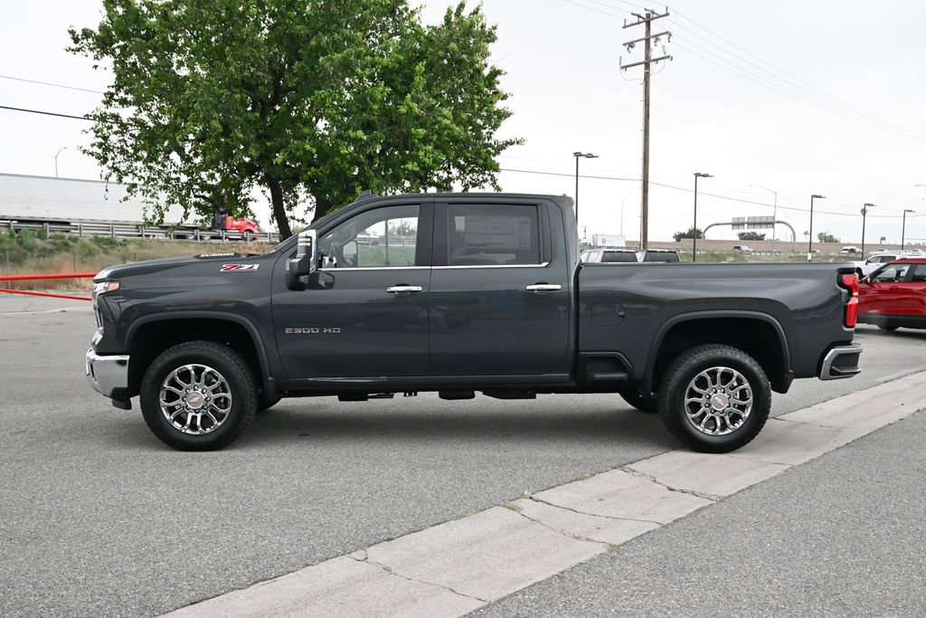 New 2026 Chevrolet Silverado 2500 LTZ w/ LTZ Plus Package AWD/4WD image 7