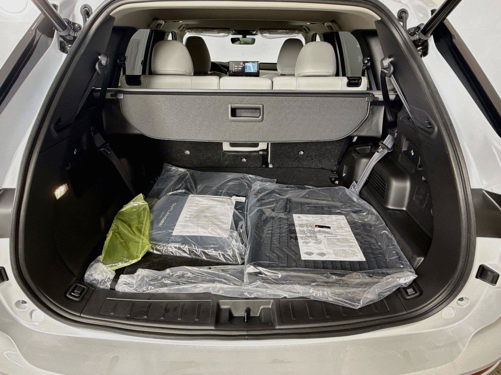 New 2026 Mitsubishi Outlander SE FWD image 24