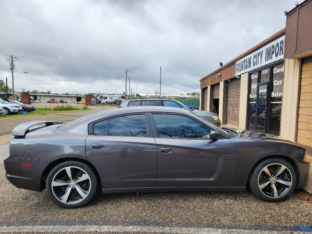 Used 2014 Dodge Charger R/T image 12