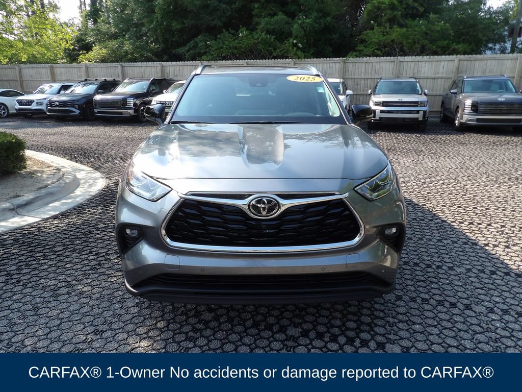 Used 2025 Toyota Highlander Limited AWD/4WD video 2