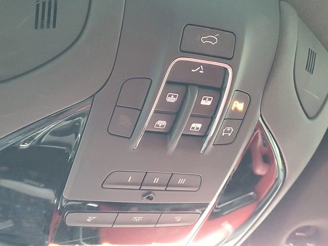 Used 2017 Maserati Levante w/ Sport Package image 28