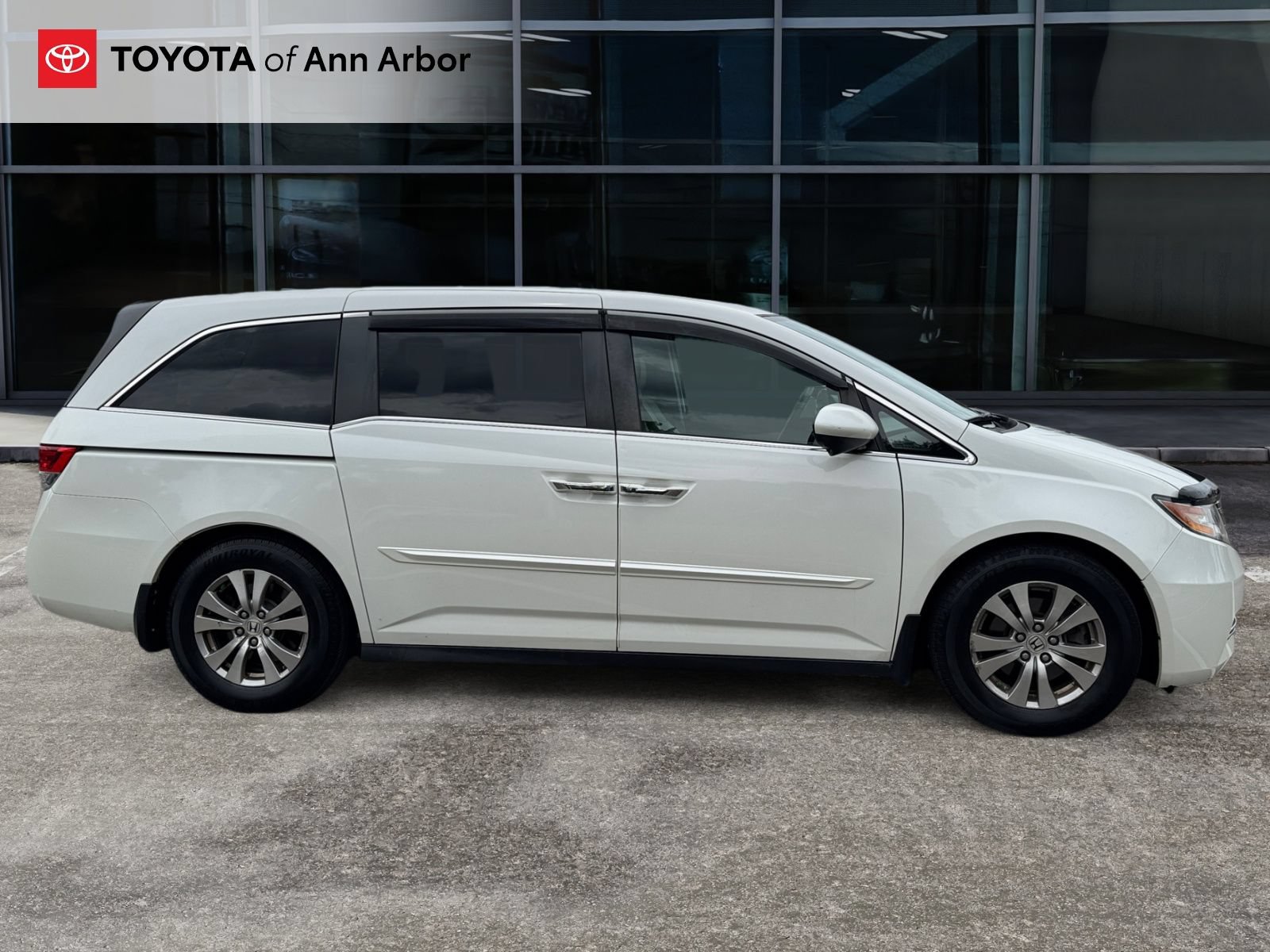 Used 2014 Honda Odyssey EX-L image 13