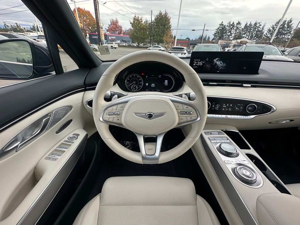 Used 2025 Genesis Electrified GV70 Advanced image 14
