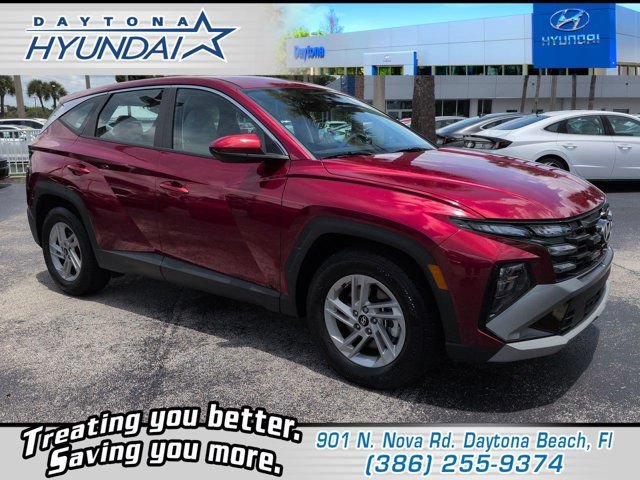 Certified 2025 Hyundai Tucson SE FWD image 1