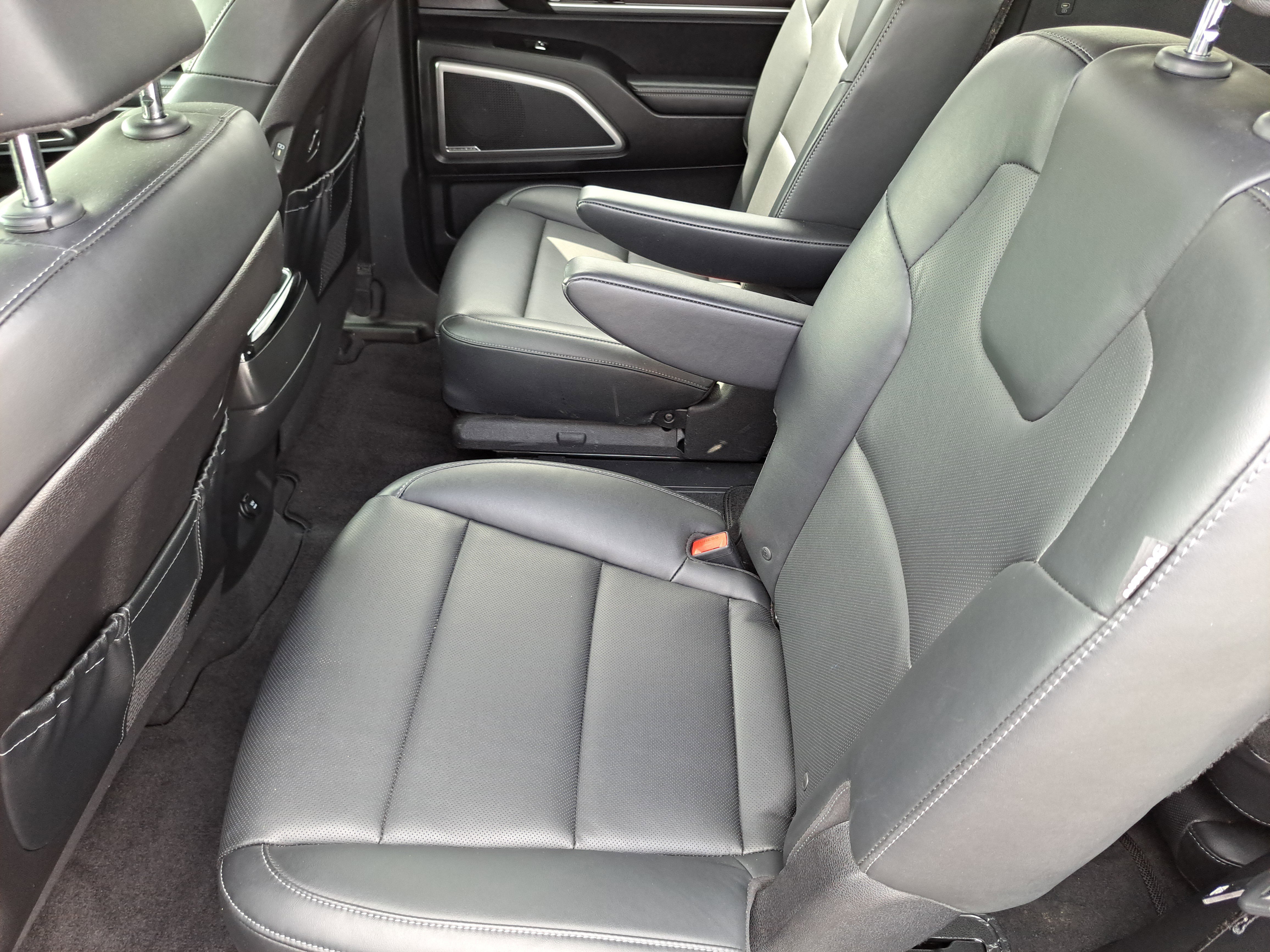 Used 2023 Kia Telluride S w/ S Sunroof Package image 10