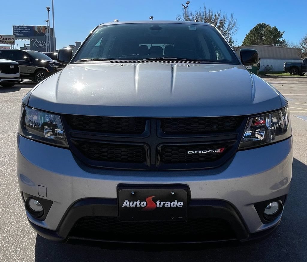 Used 2018 Dodge Journey SXT w/ Connectivity Group FWD image 9