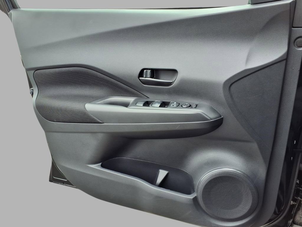 Certified 2025 Nissan Kicks Play S FWD image 20