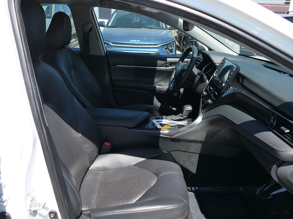 Used 2023 Toyota Camry XLE w/ Protection Package (Q2) (TMS) FWD image 28