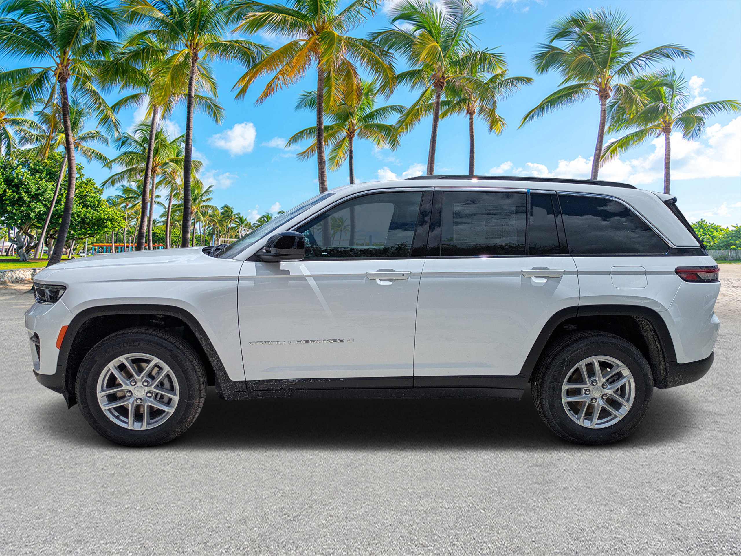 New 2026 Jeep Grand Cherokee Laredo X RWD image 6