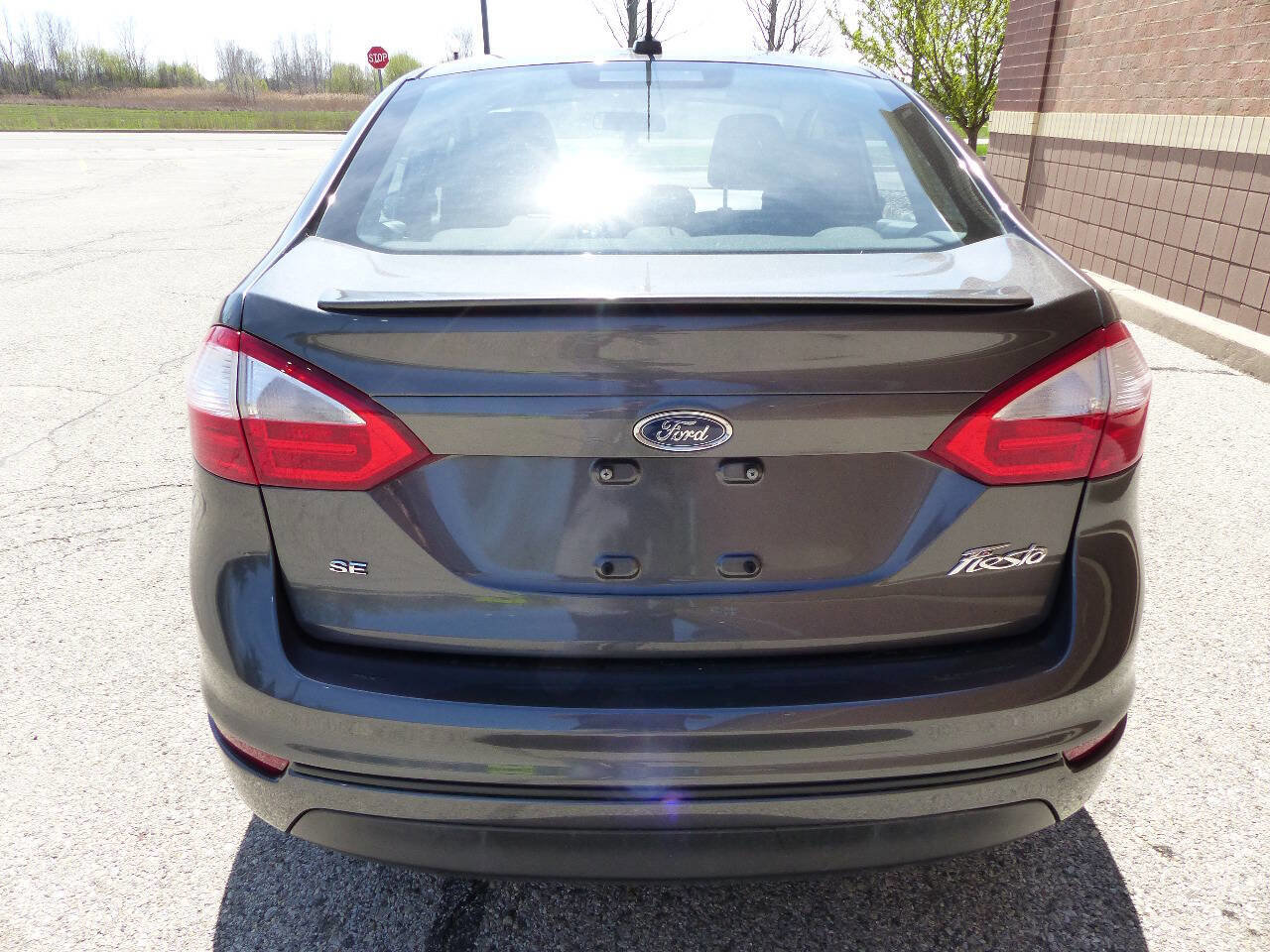 Used 2015 Ford Fiesta SE w/ Comfort Package image 8