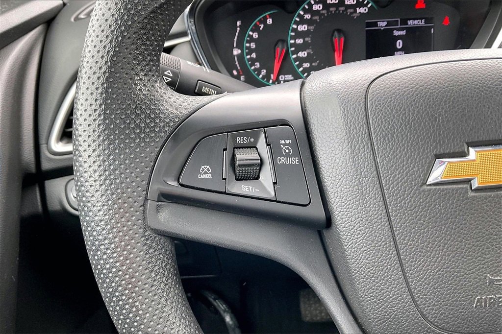 Used 2021 Chevrolet Trax LS w/ Tint and Cruise Package image 12