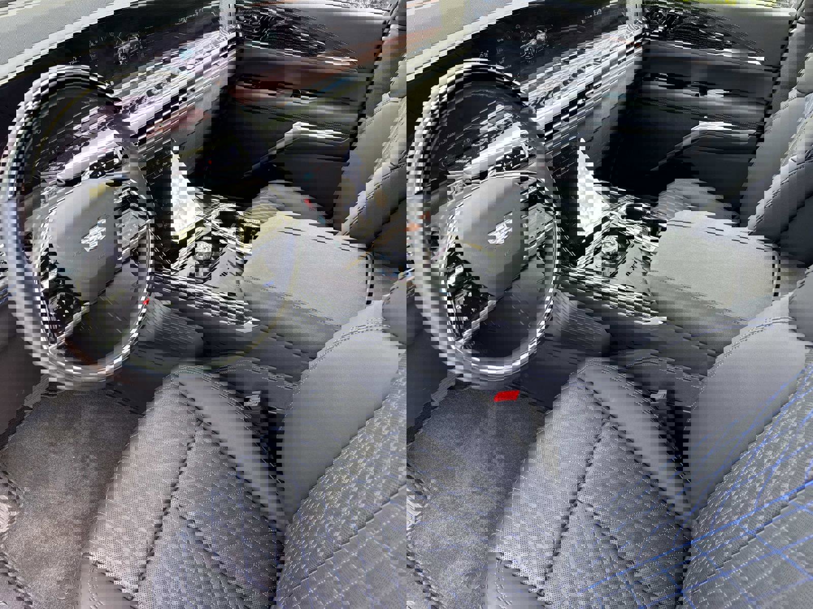 New 2025 Cadillac Escalade IQ Sport 1 image 23