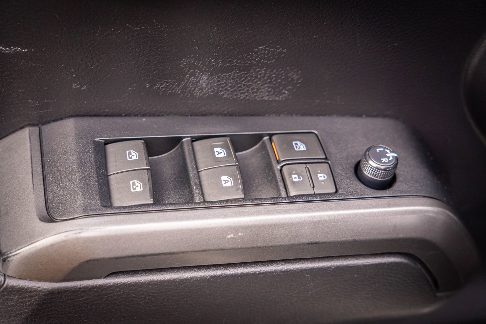 Used 2020 Toyota Tacoma TRD Off-Road image 15