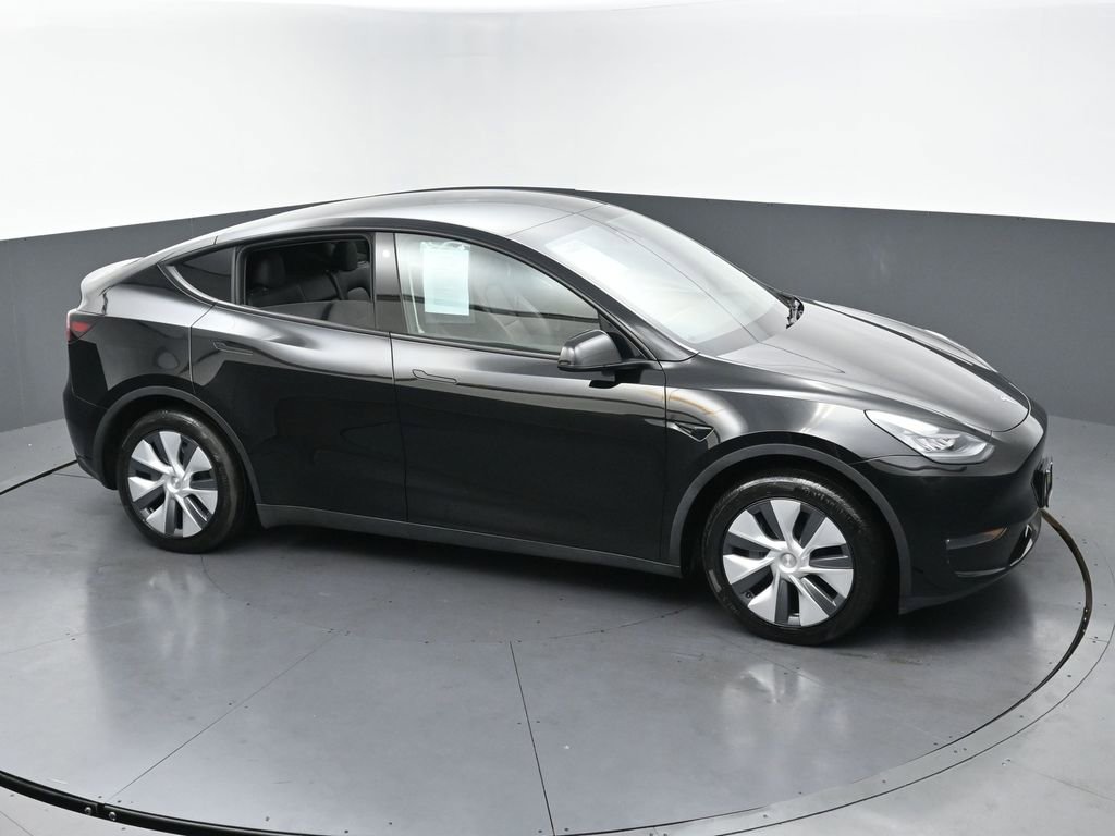 Used 2023 Tesla Model Y Long Range AWD/4WD image 40