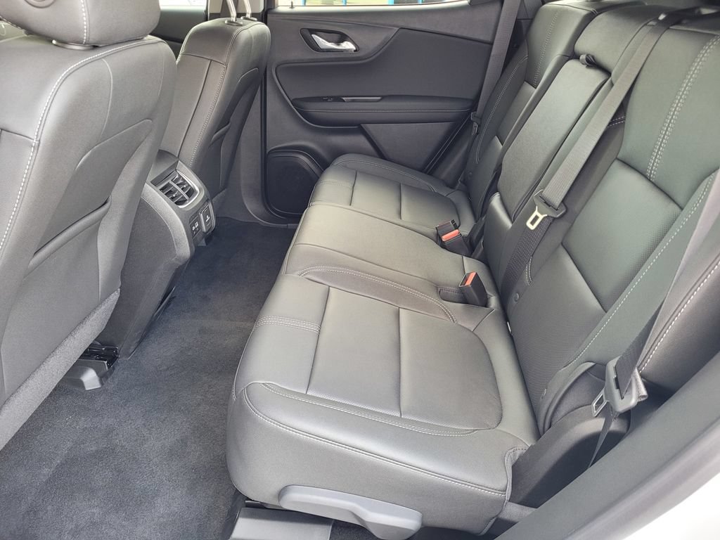 New 2026 Chevrolet Blazer LT w/ Sound & Technology Package AWD/4WD image 8