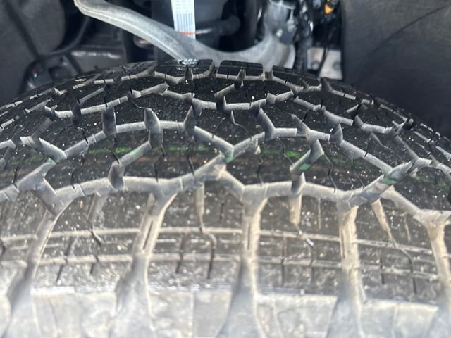 Used 2026 GMC Sierra 1500 AT4 w/ Technology Package image 30