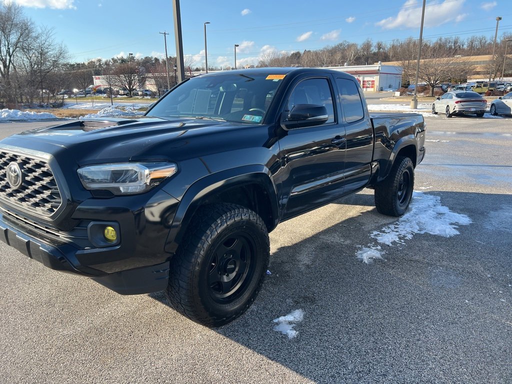Used 2020 Toyota Tacoma TRD Sport image 6