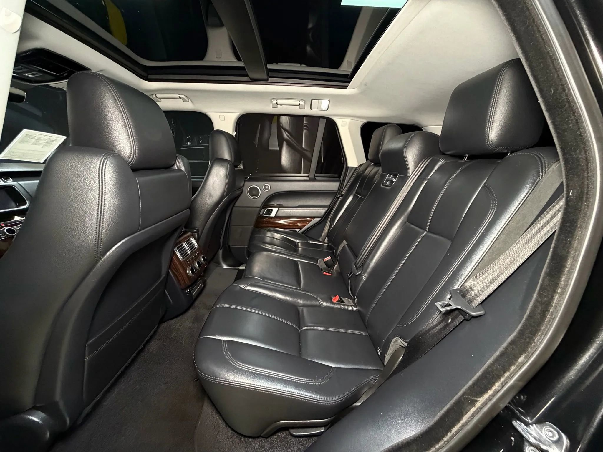 Used 2017 Land Rover Range Rover Sport Utility 4D image 19