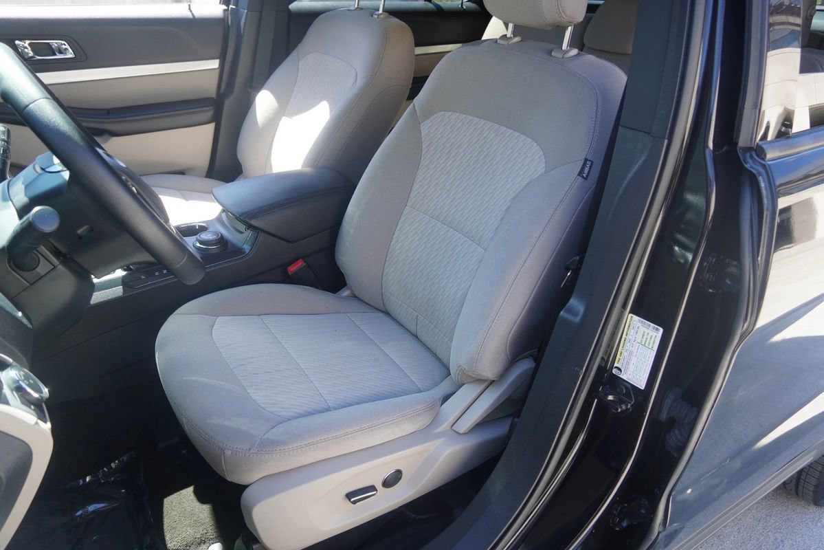 Used 2018 Ford Explorer 4WD image 24