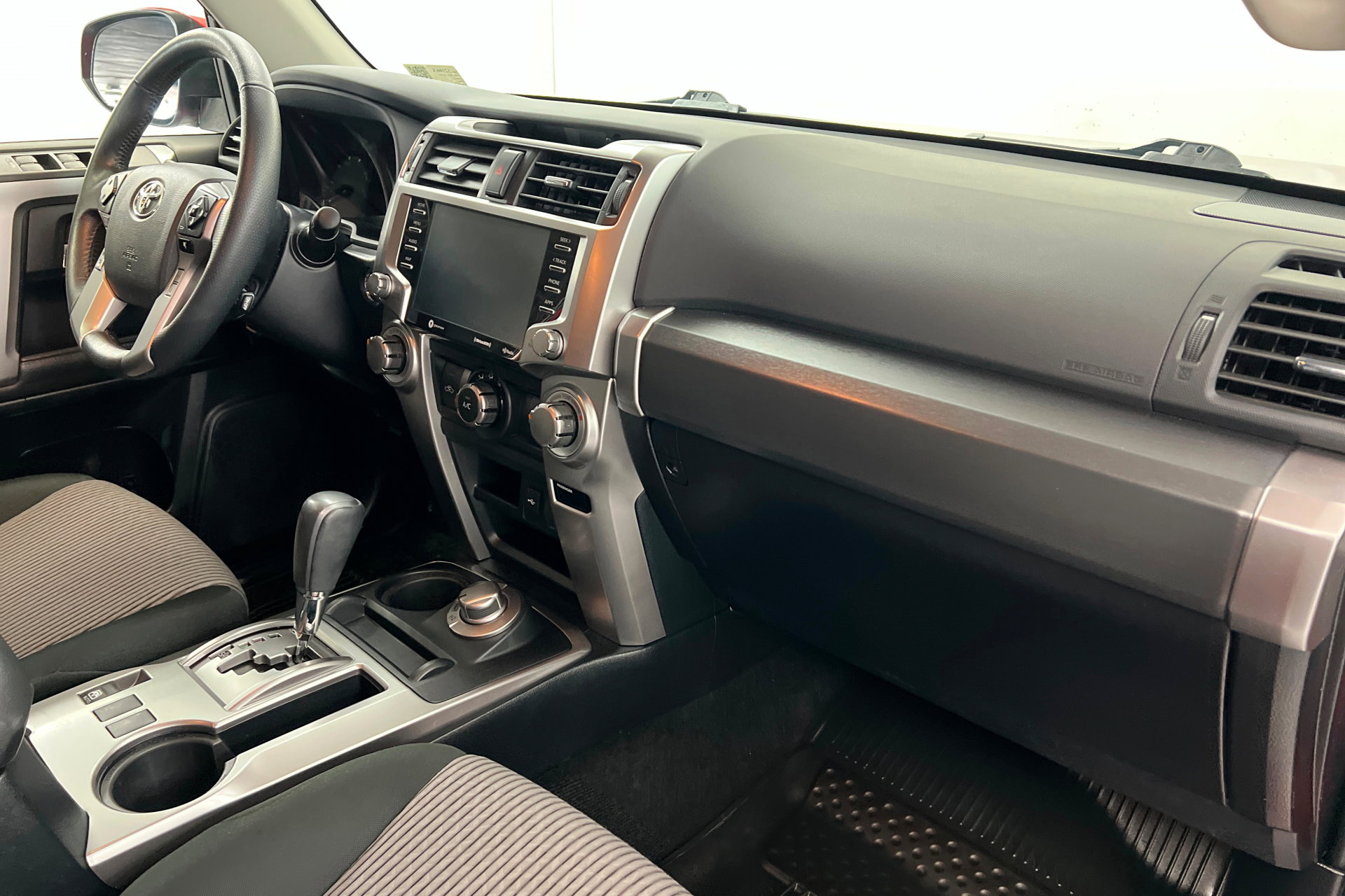 Certified 2023 Toyota 4Runner SR5 AWD/4WD image 25