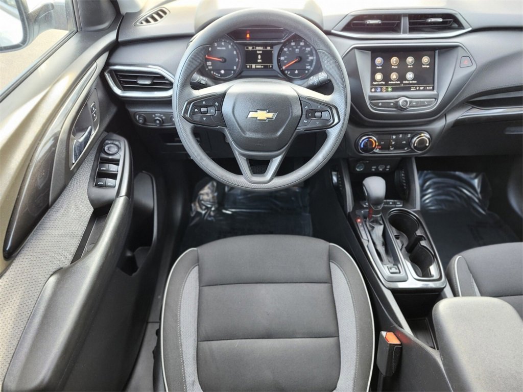 Used 2023 Chevrolet TrailBlazer LT image 11