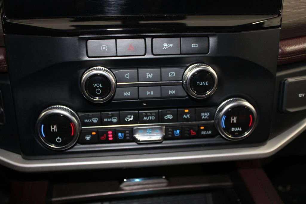 Used 2024 Ford Expedition Limited image 52