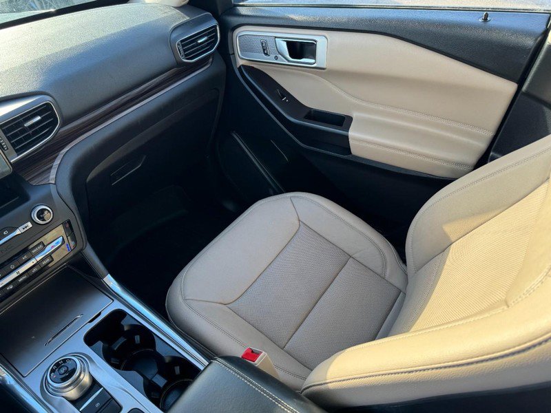 Used 2020 Ford Explorer Limited w/ Class III Trailer Tow Package image 11