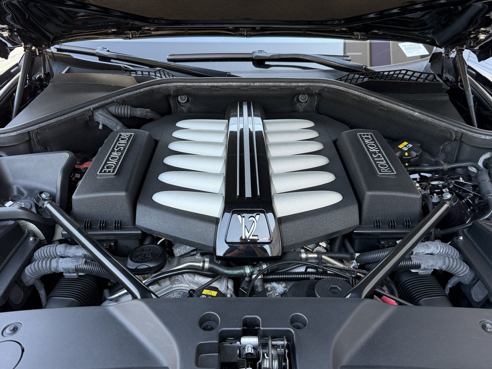 Used 2018 Rolls-Royce Wraith RWD image 9