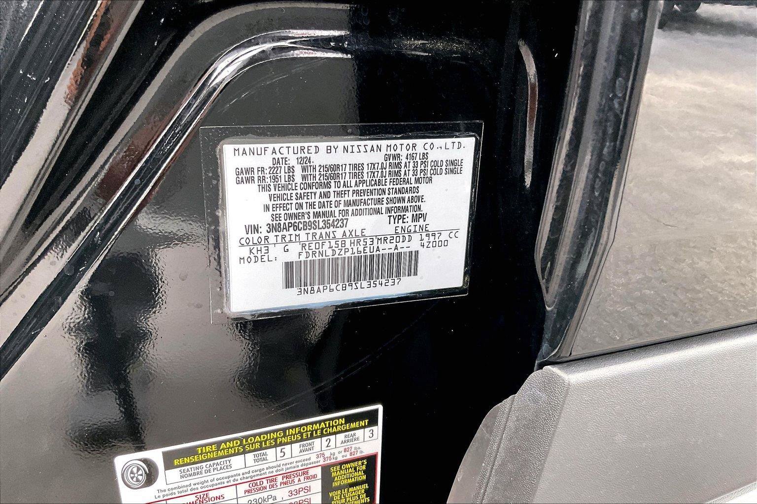 Certified 2025 Nissan Kicks SV AWD/4WD image 32