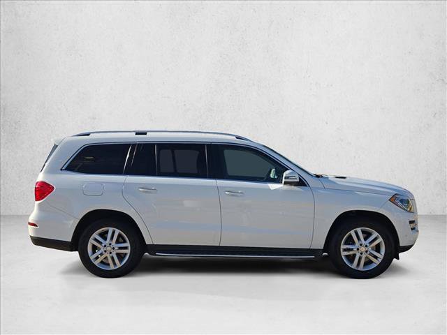 Used 2016 Mercedes-Benz GL 450 4MATIC image 4