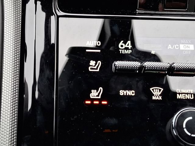 New 2025 Porsche Panamera 4 image 21