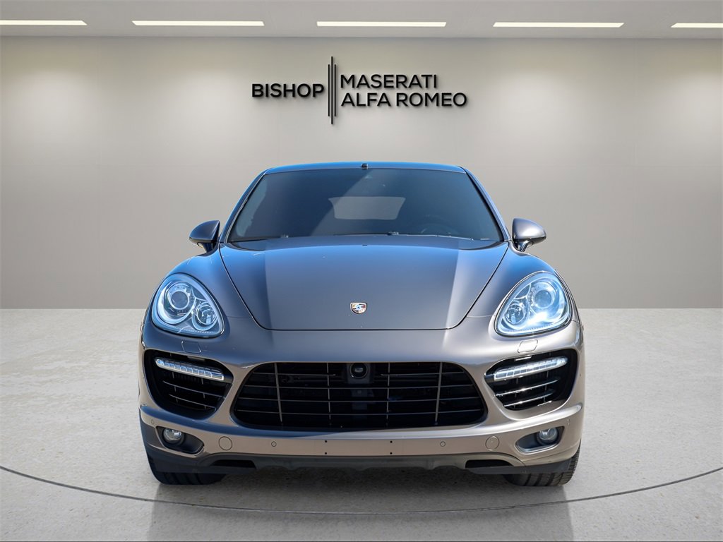 Used 2014 Porsche Cayenne Turbo S image 4