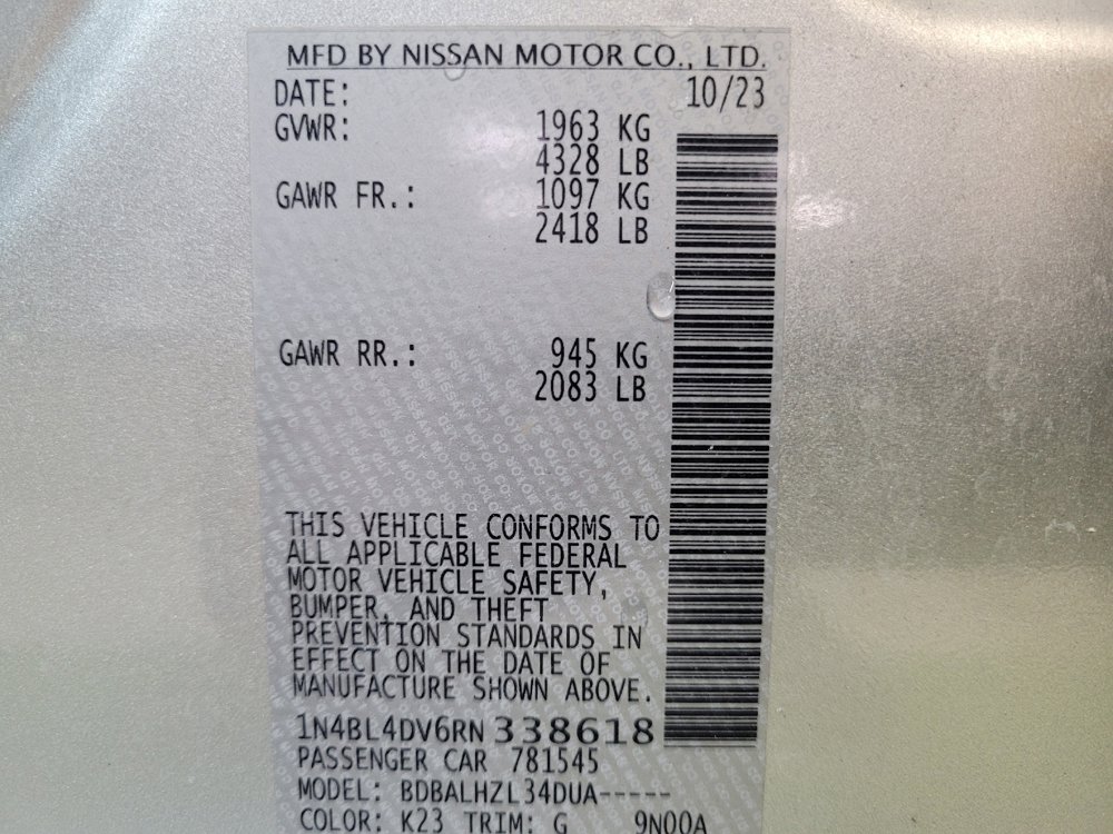 Used 2024 Nissan Altima 2.5 SV image 33