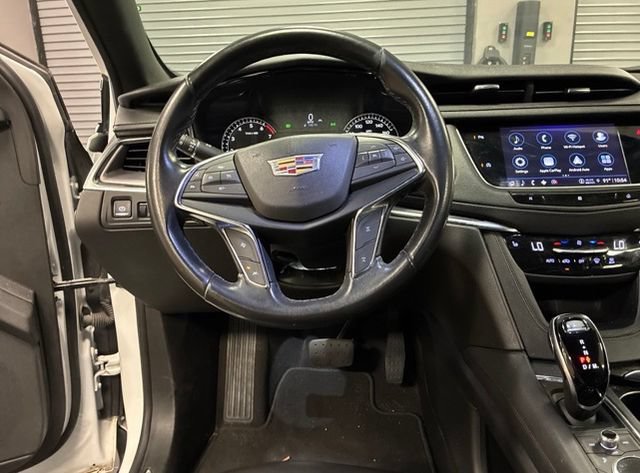 Used 2021 Cadillac XT5 Luxury FWD image 13