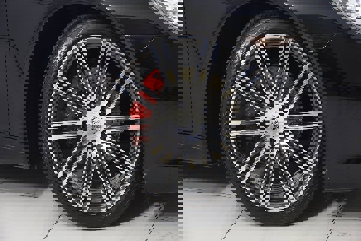 Used 2016 Porsche 911 Carrera Black Edition w/ Sport Chrono Package image 18