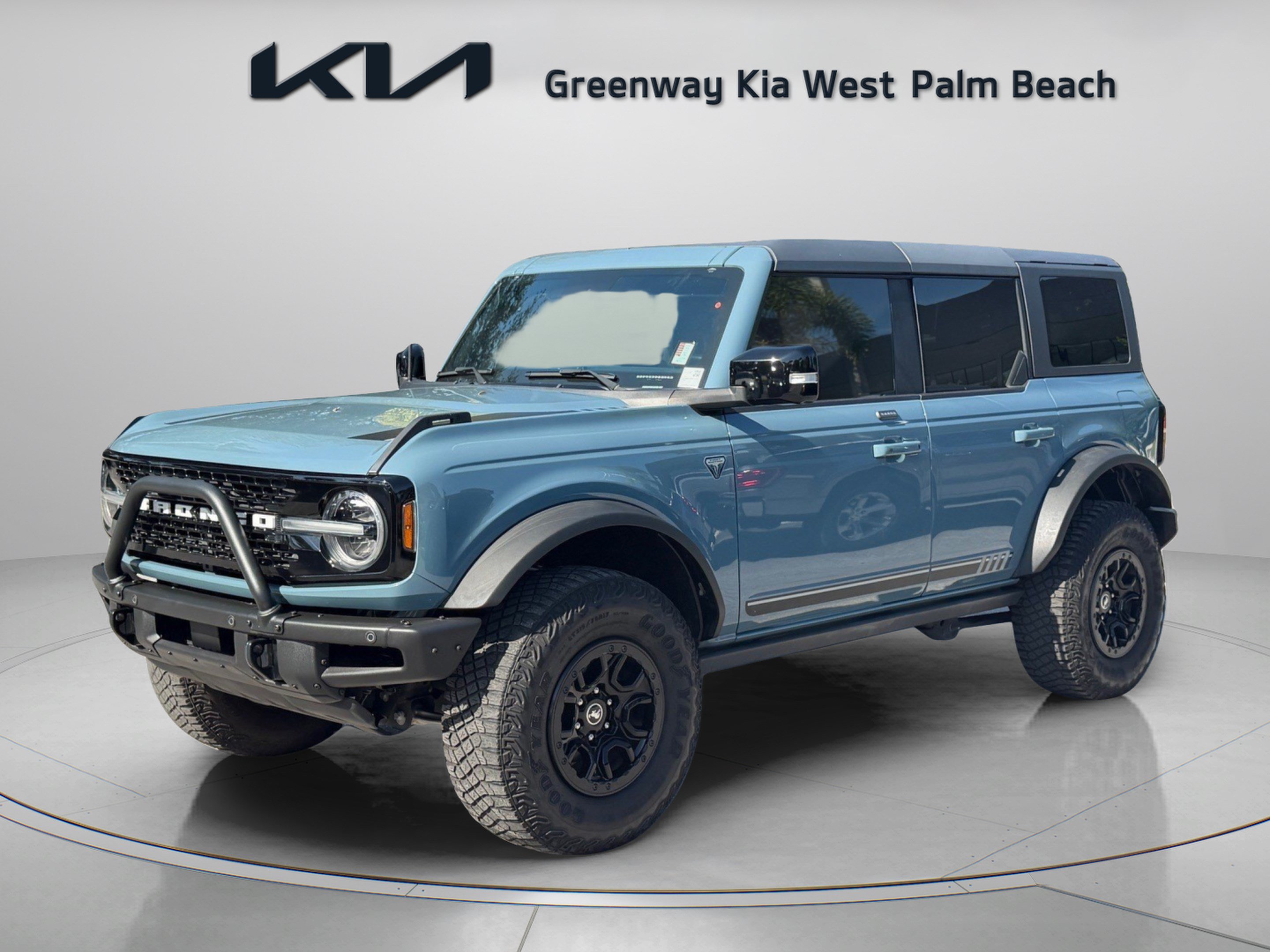 Used 2021 Ford Bronco First Edition AWD/4WD image 3