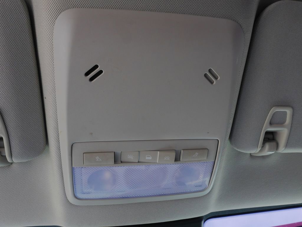 Used 2021 Buick Encore Preferred FWD image 27