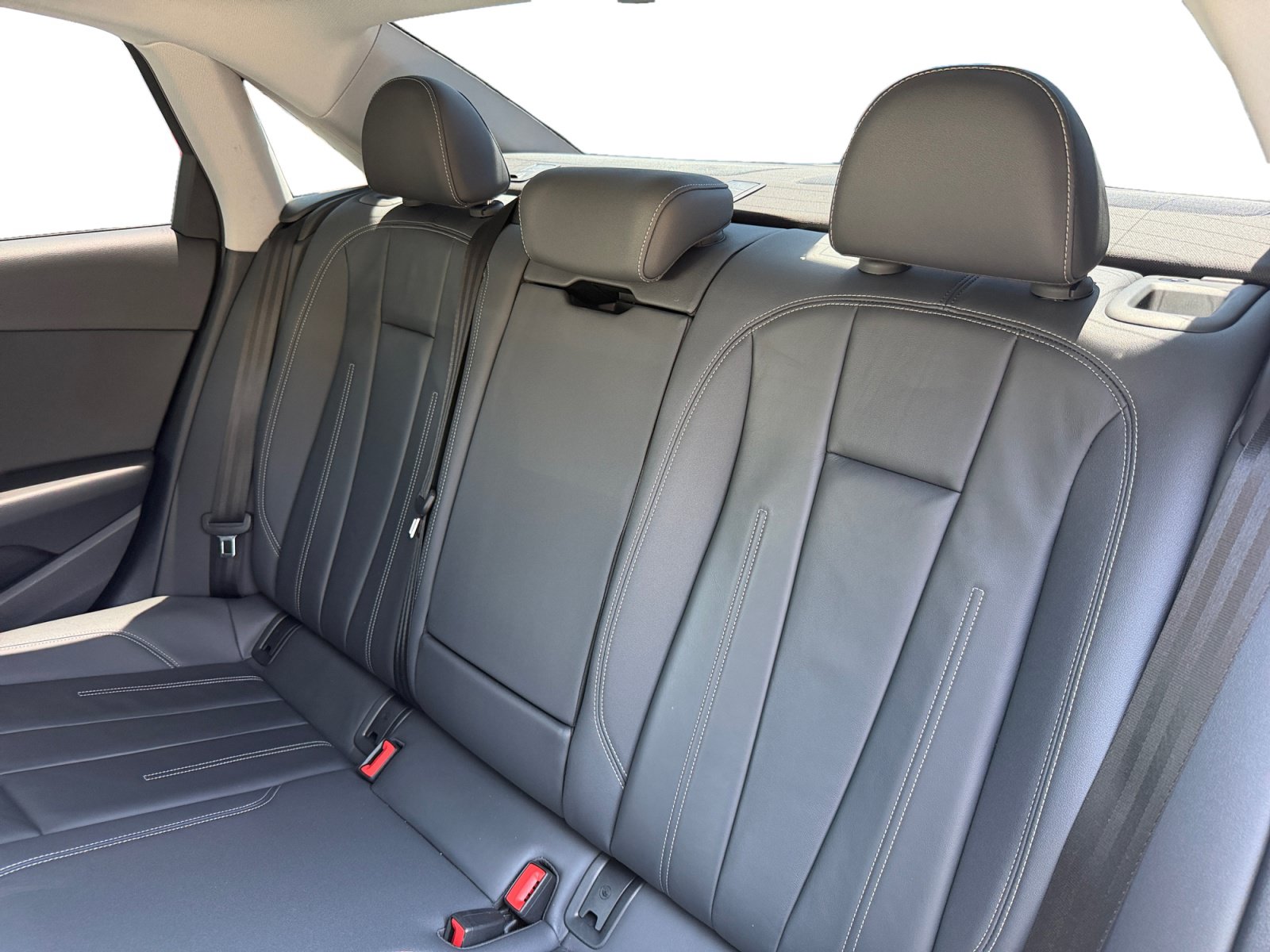 Used 2024 Audi A4 2.0T Premium w/ Convenience Package AWD/4WD image 13