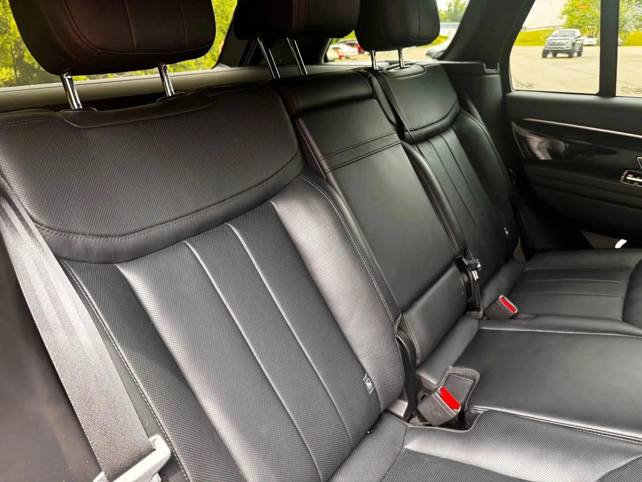 Used 2023 Land Rover Range Rover SE image 27