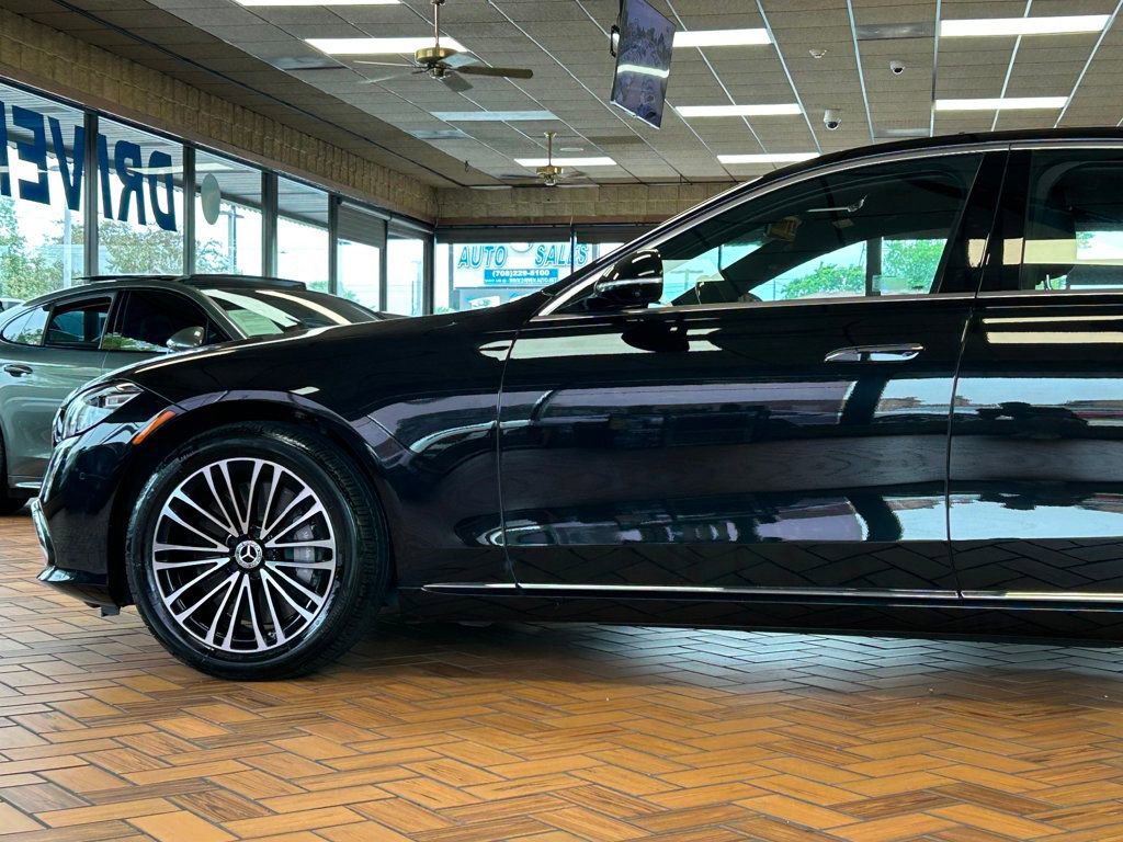 Used 2023 Mercedes-Benz S 580e 4MATIC Sedan w/ Warmth & Comfort Package image 5