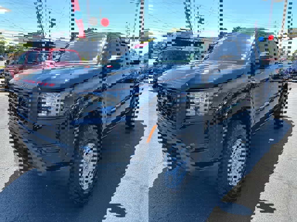 Certified 2024 Nissan Frontier S AWD/4WD image 7