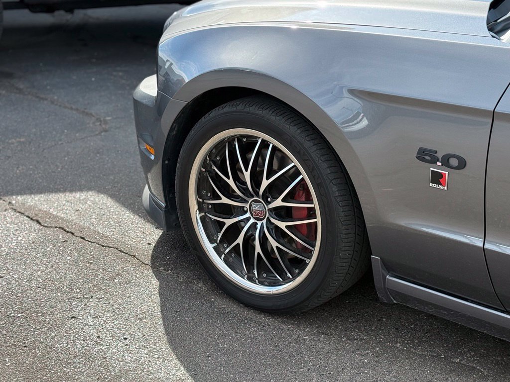 Used 2014 Ford Mustang GT Premium w/ Electronics Package RWD image 38