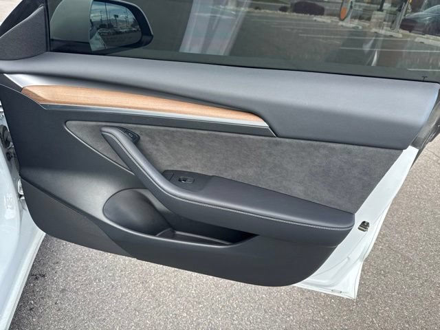 Used 2023 Tesla Model 3 Standard Range RWD image 25