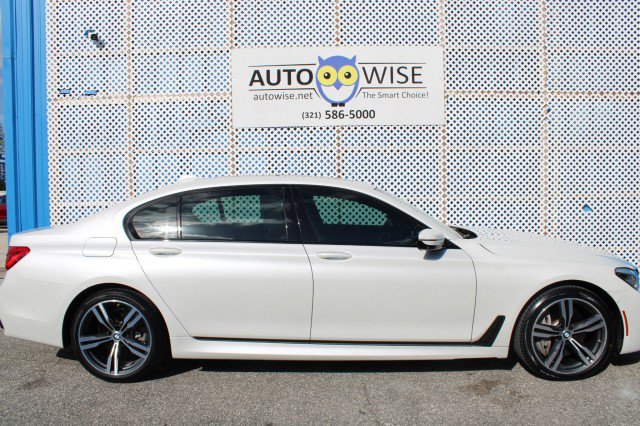 Used 2019 BMW 750i M SPORT DRIVER ASSIST+ w/ M Sport Package image 5