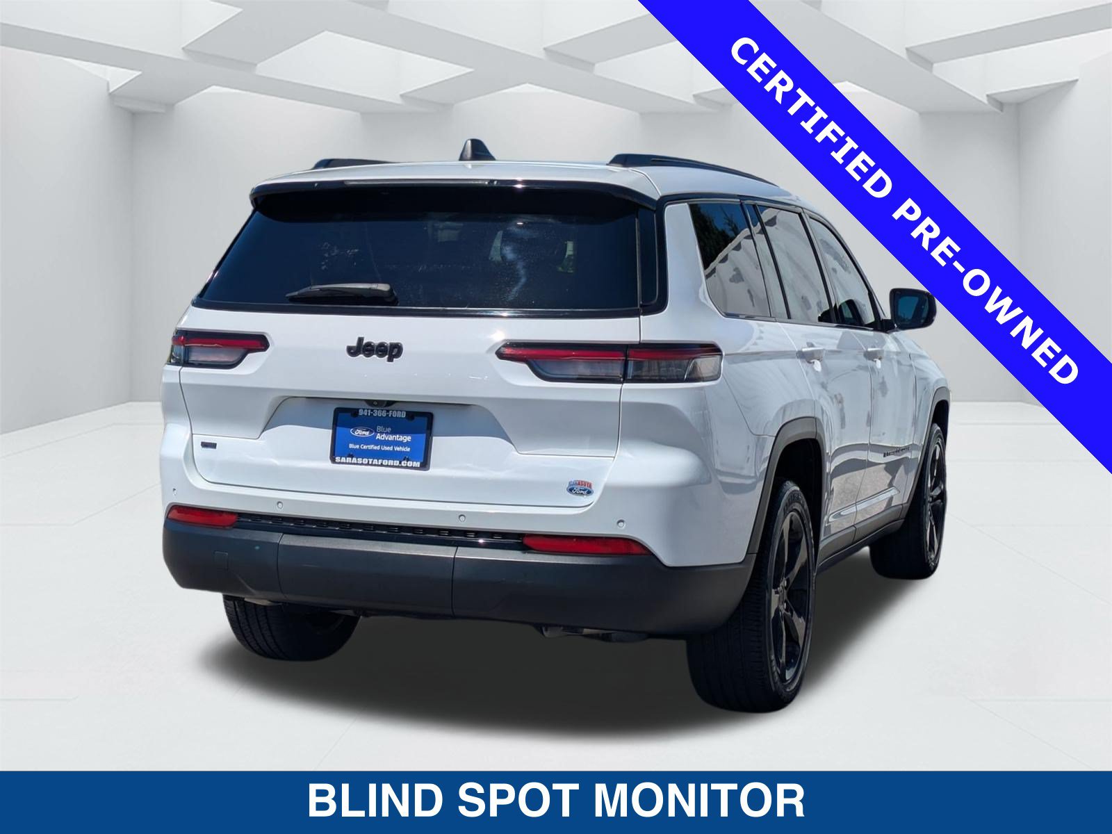 Used 2021 Jeep Grand Cherokee L Laredo RWD image 5